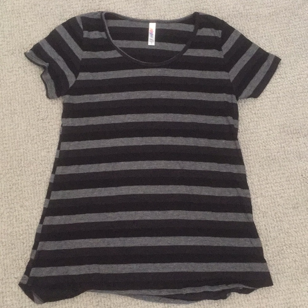 Black/Gray striped Classic Tee